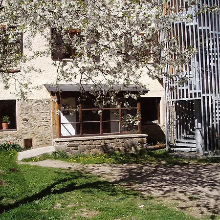 Hostel Xalet-refugi U.e.c. La Molina (Girona)