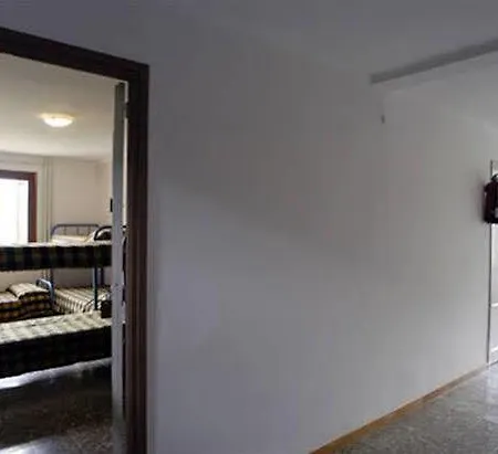 Xalet-refugi U.e.c. Hostel *
