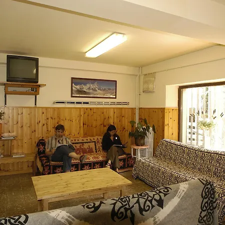 Auberge de jeunesse Xalet-refugi U.e.c. La Molina (Girona)
